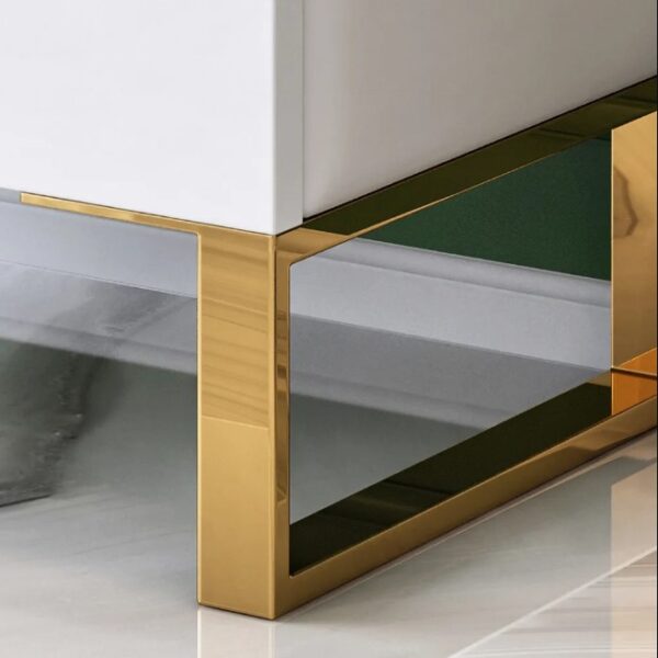 Commode 6 1
